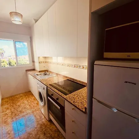 Casa Flania, Seaview, 2-bedroom, 2-bathroom Apartment Alicante